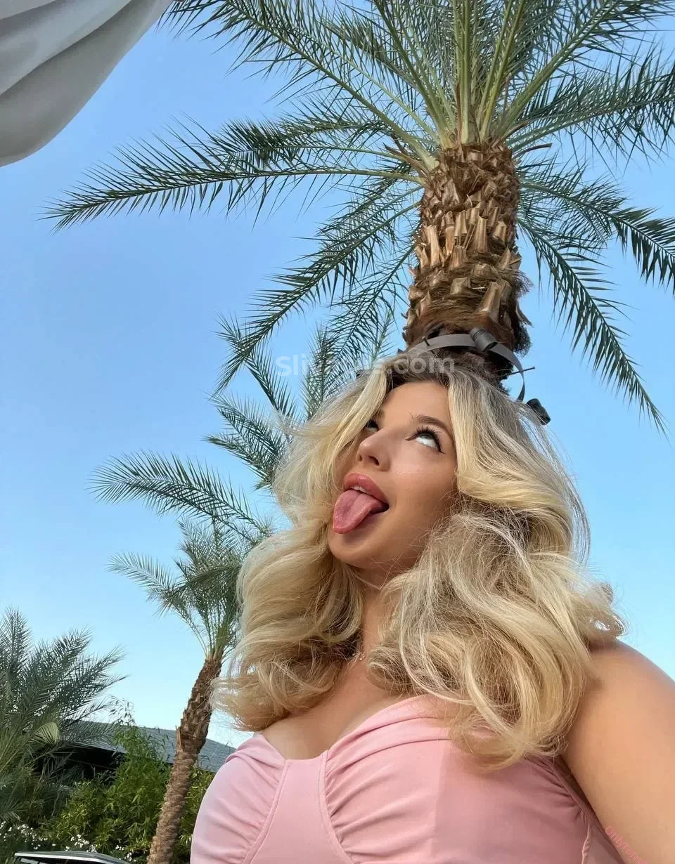 18+ Аня Покров (Pokrov) - голая тиктокерша слив