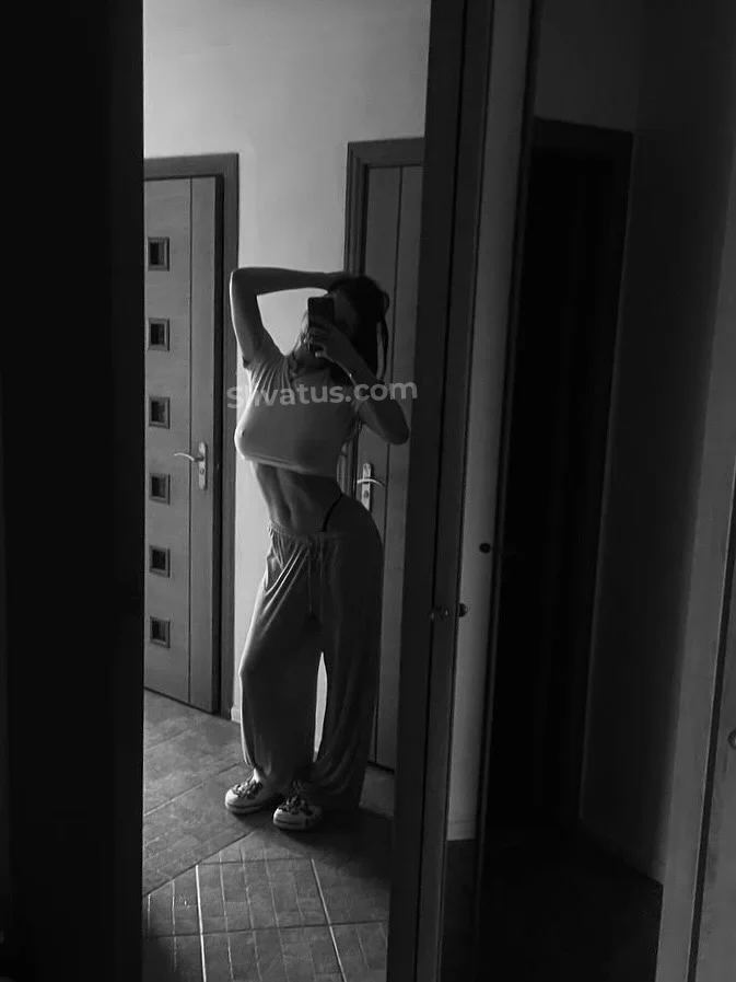 18+ Эротическое фото тиктокерши bruksi17