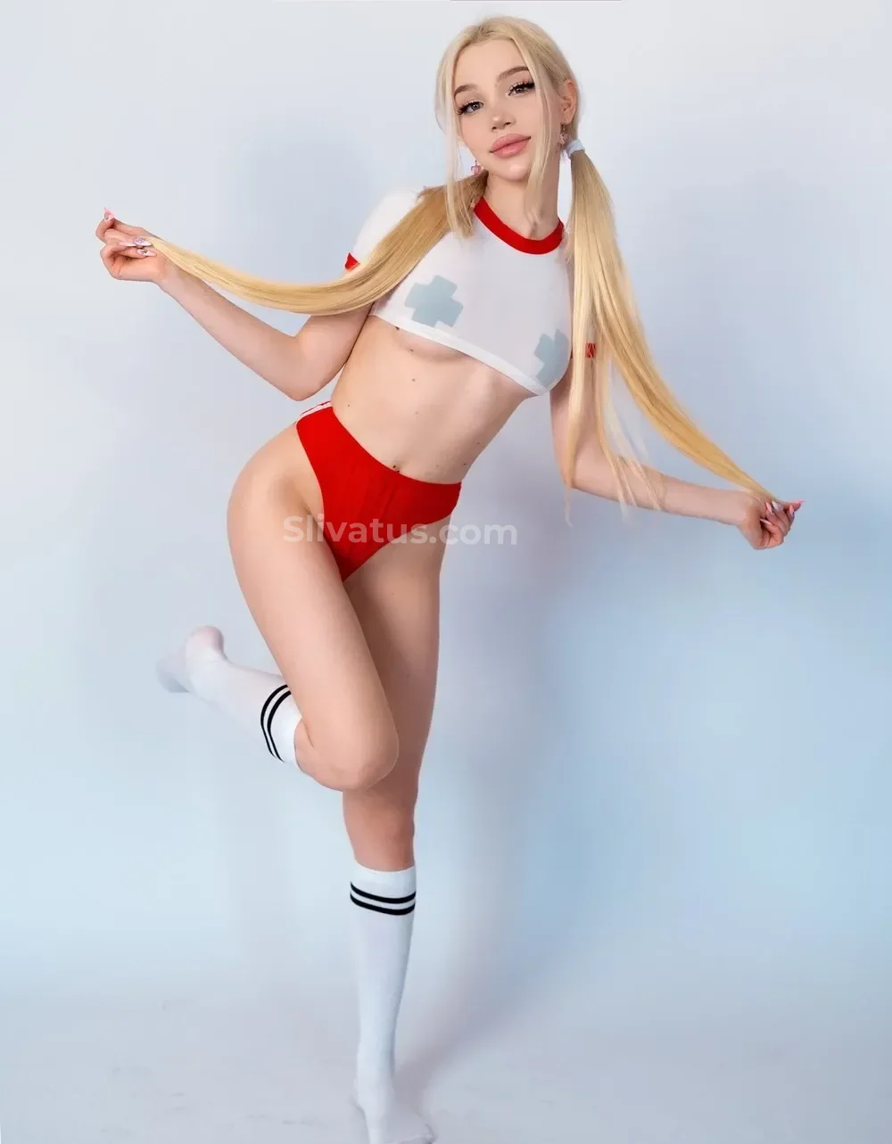 18+ Горячее фото тиктокерши Alice Delish