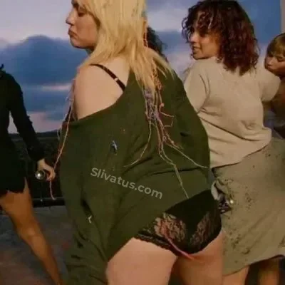 18+ Слив фото звезды Билли Айлиш (Billie Eilish)