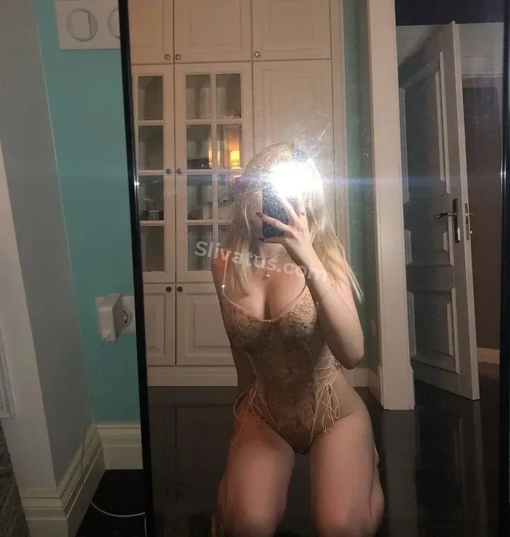 18+ Слив интимного фото модели Марьяна Мосс (maryanamoss)