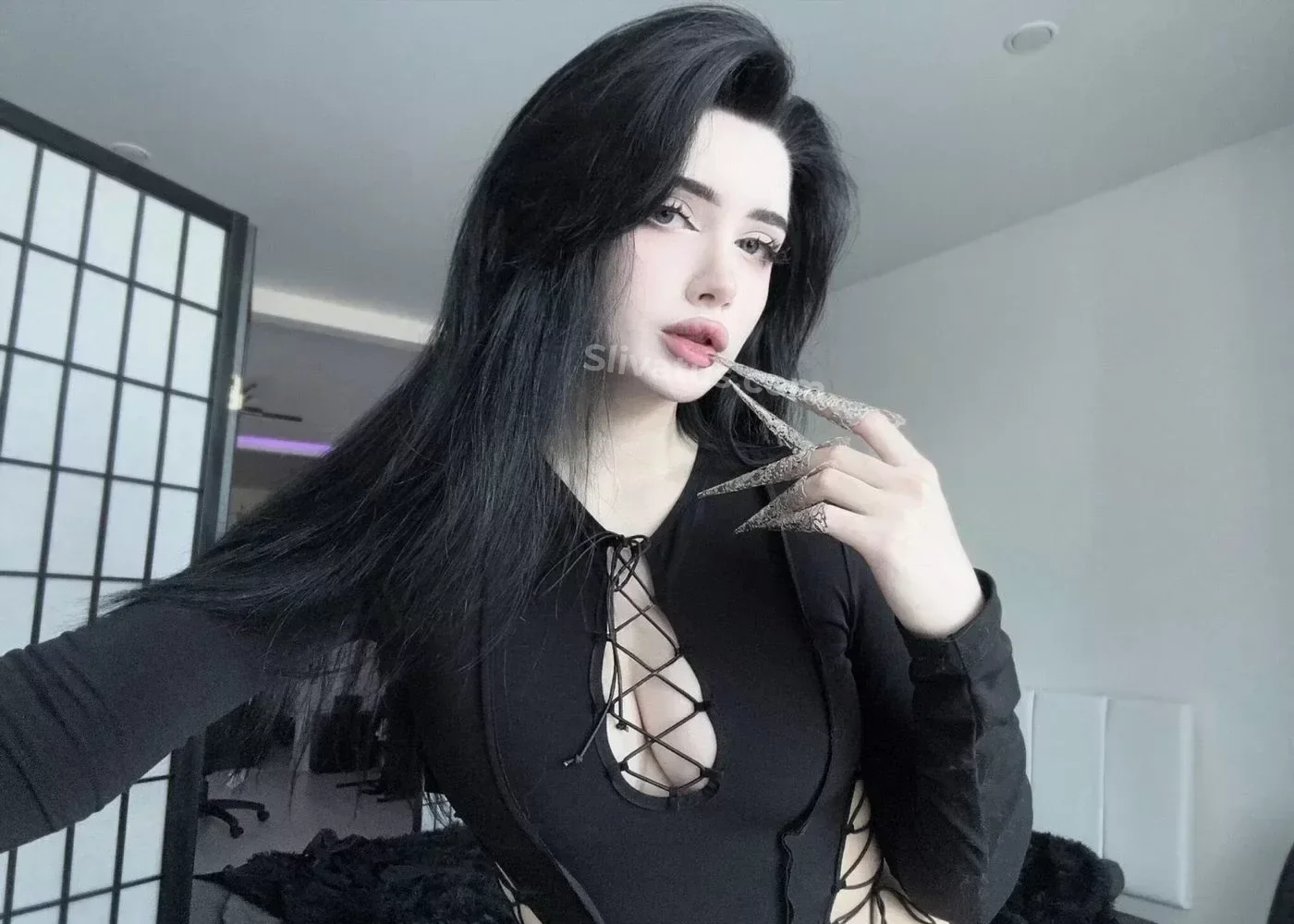 2026 Голая тиктокерша Морфилина (Morphilina) на фото