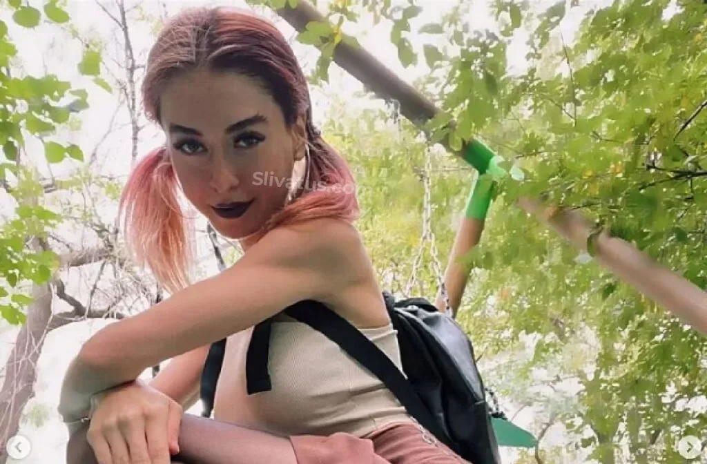 2026 LiQueen - голая блогерша слив