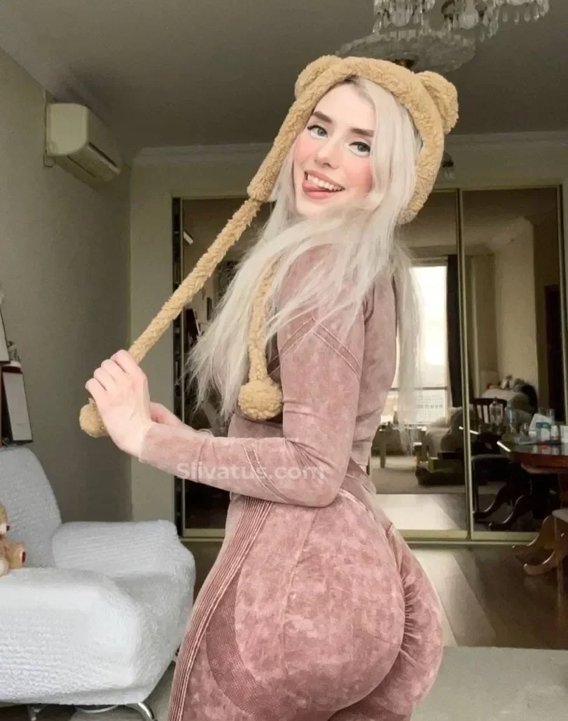 Без цензуры Фото голой тик токерши Света Солар (svetasollar)