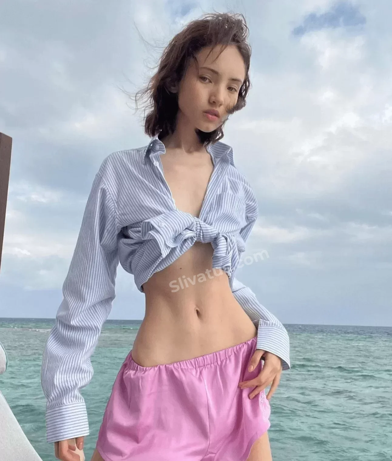 Без цензуры Голая тиктокерша KarramBaby на фото