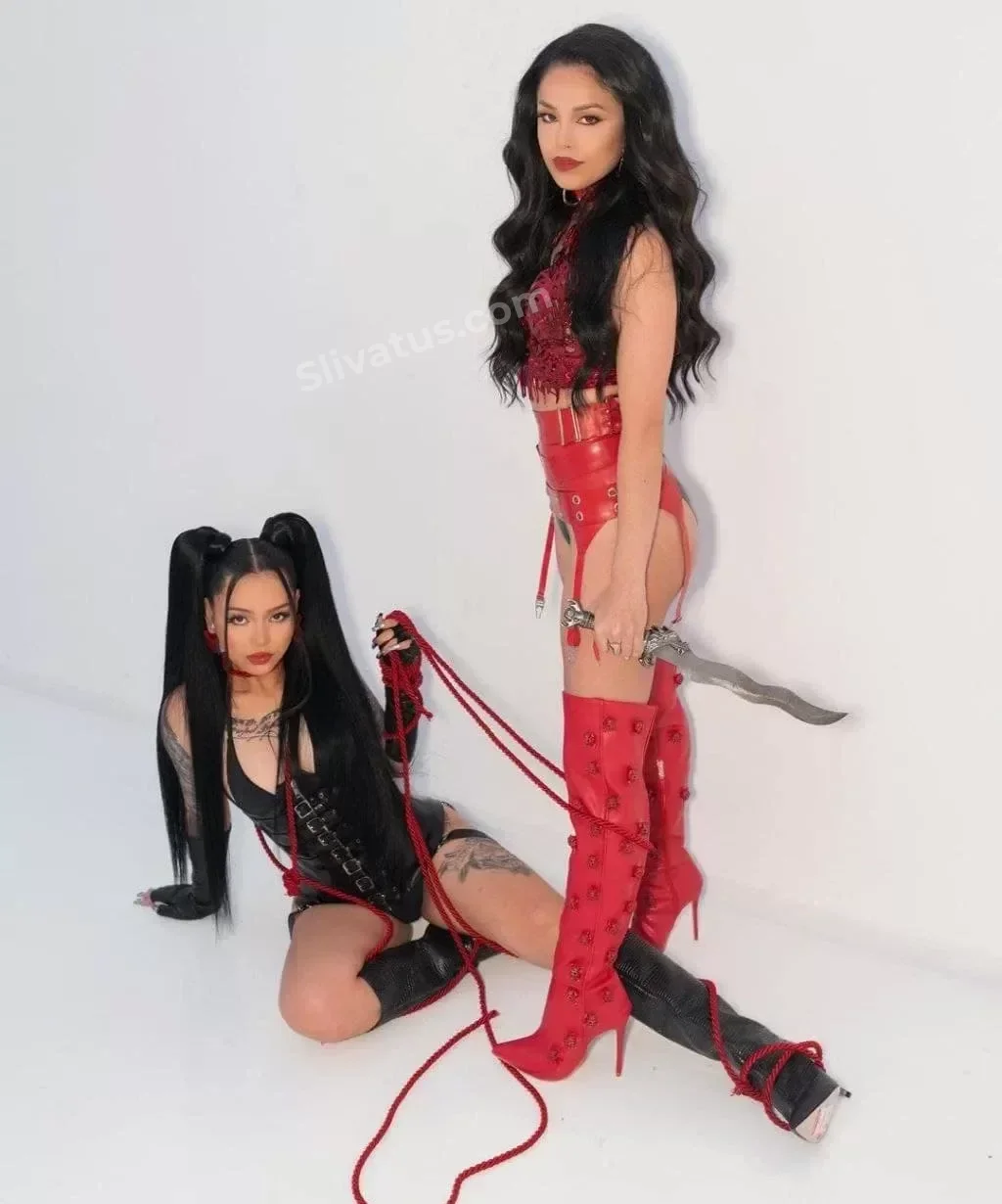 Без цензуры HD фото слива тиктокерши Белла Порч (Bella Poarch)