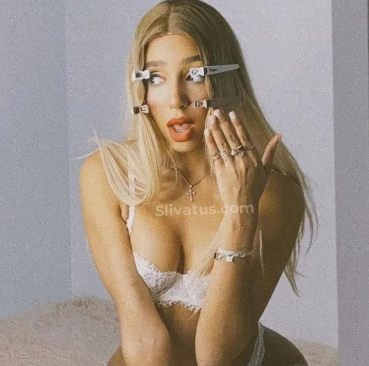 Без цензуры Порно слив тик токерши Алиша Коне (aalishass)