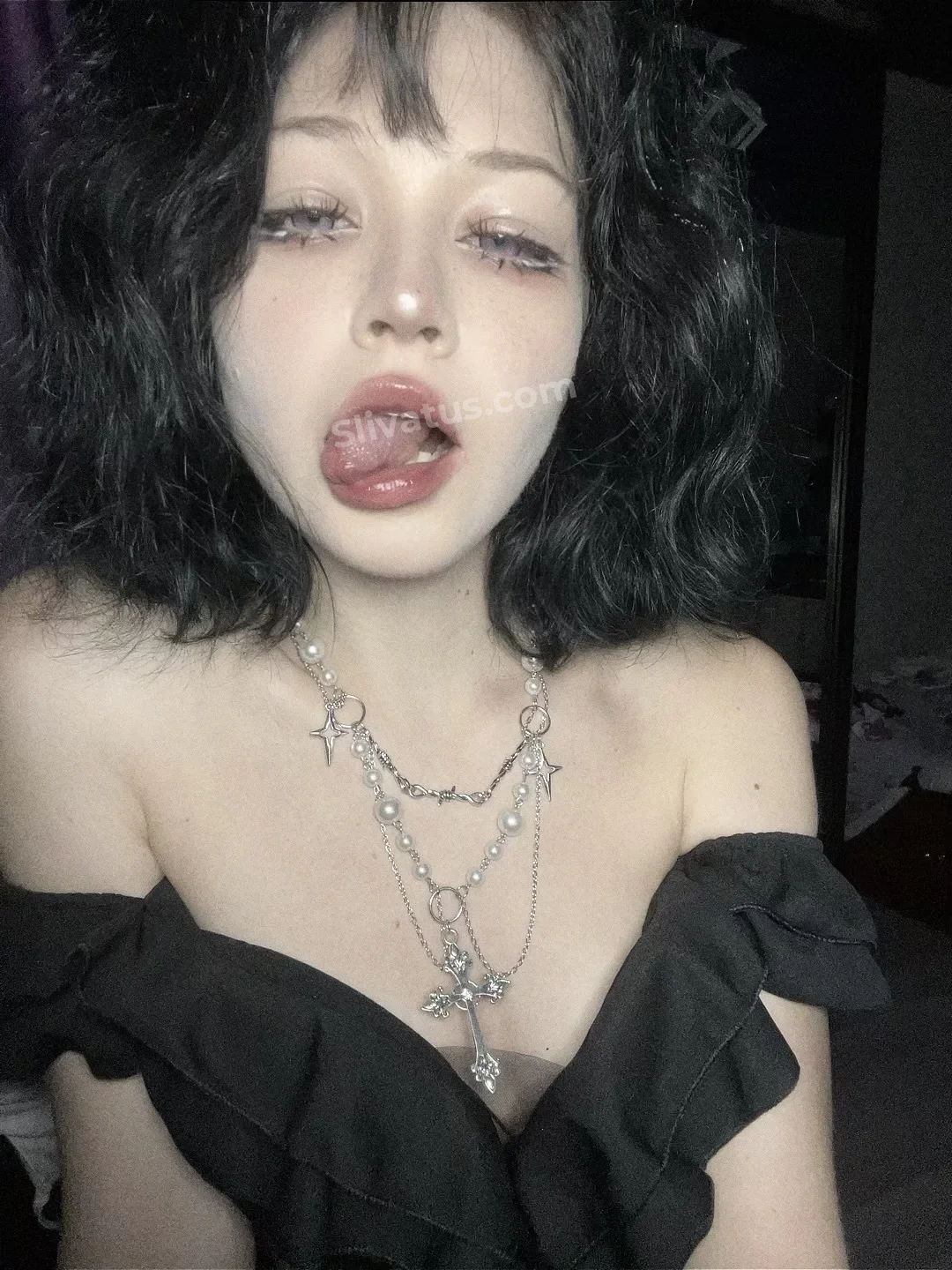 Без цензуры Слив интимного фото тиктокерши woozixx