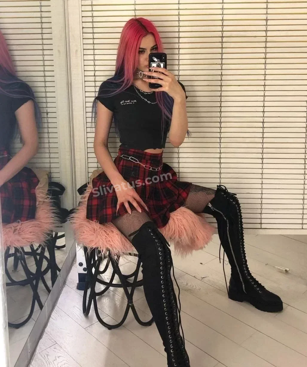 Без цензуры Слив модели Морана Батори (Morana Battory)