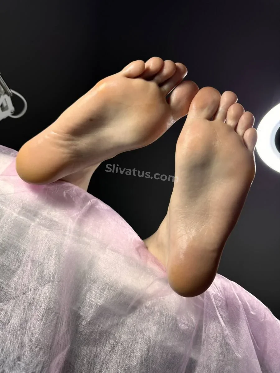 Без цензуры Слив секс тик токерши BLOOMUS (yglichh)