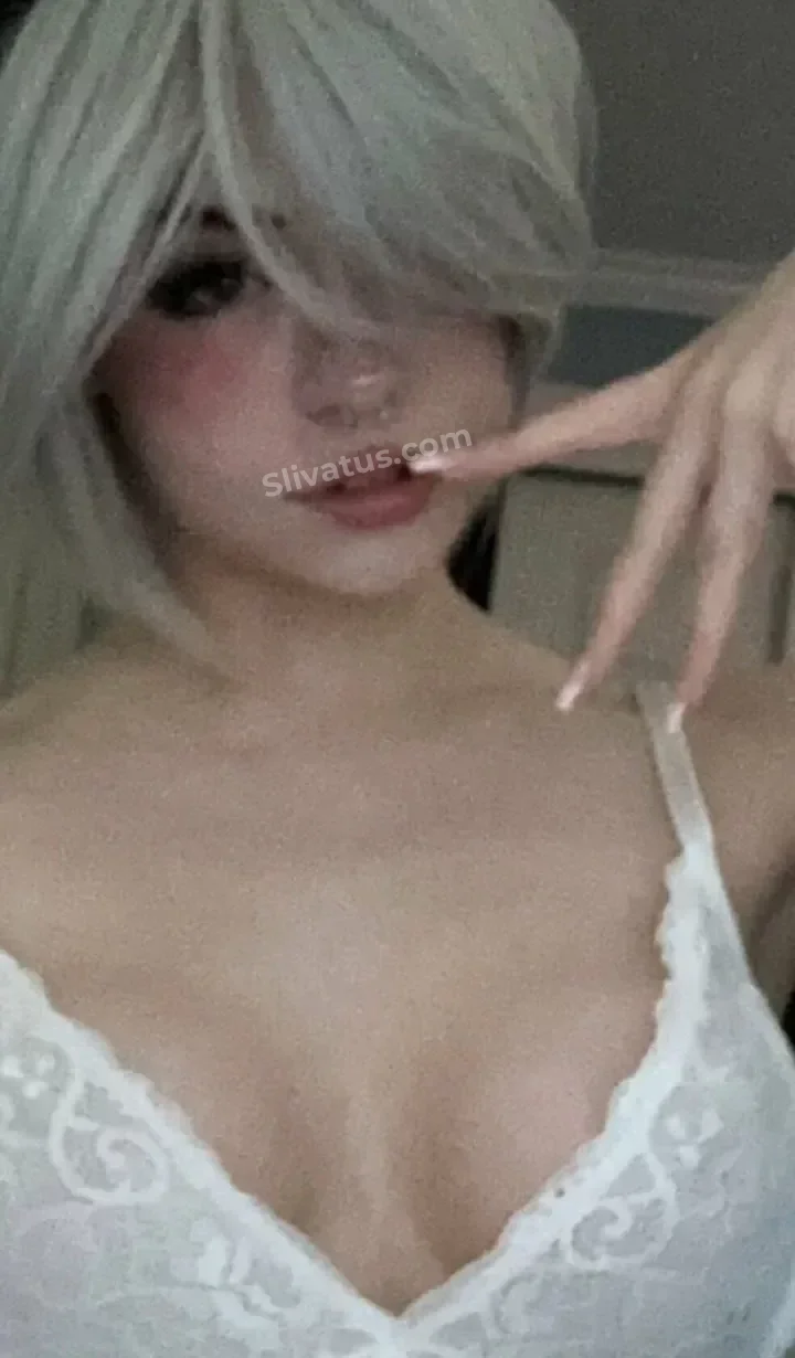 Без цензуры Свежий слив видео модели HannahOwo