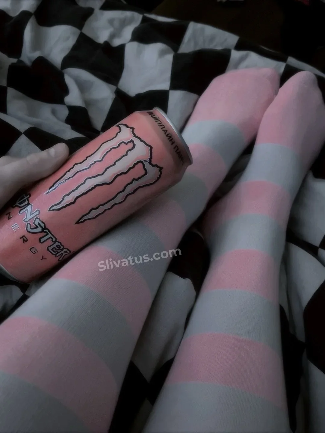 Без цензуры woozixx тиктокерша без одежды