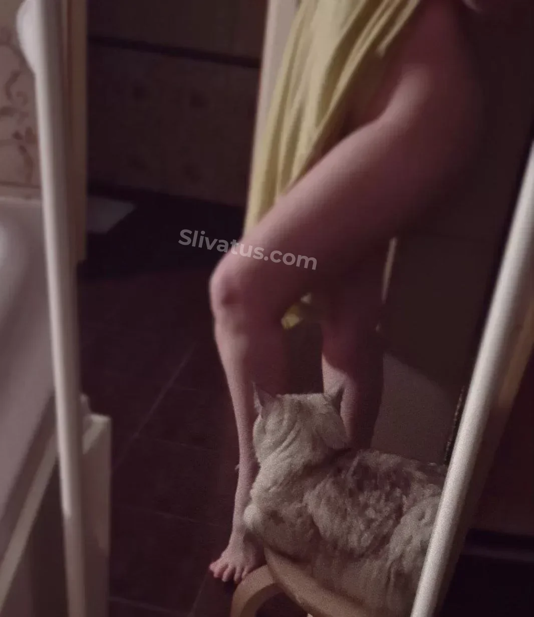 Для взрослых Голая тиктокерша KittyKlaw на фото