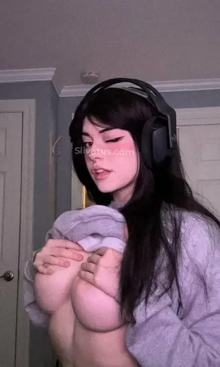 Для взрослых HannahOwo - голая модель слив