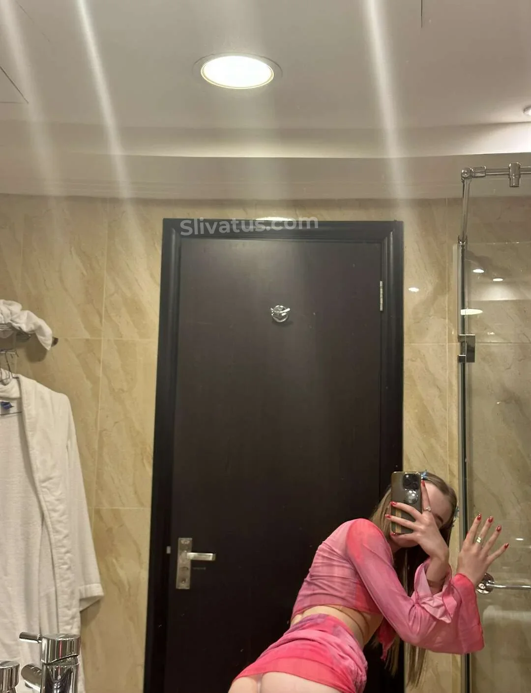 Для взрослых Приватное фото тиктокерши BLOOMUS (yglichh)