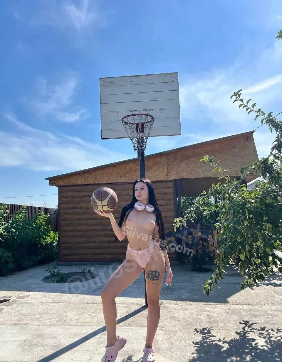 Для взрослых Слив фото модели Liroshka