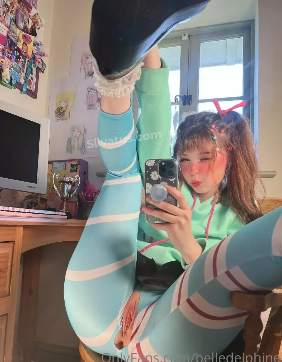 Для взрослых Слив модели Белль Дельфин (belledelphine) 18+