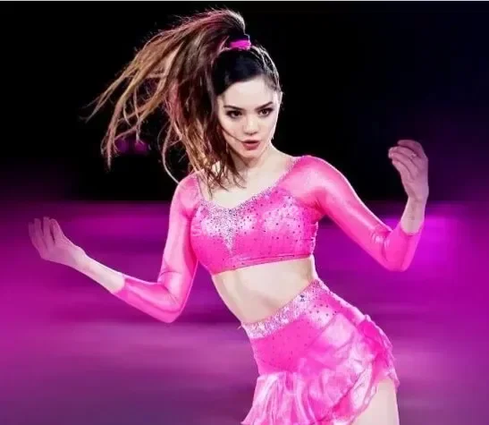 Для взрослых Слив русских популярных девушек и Евгения Медведева