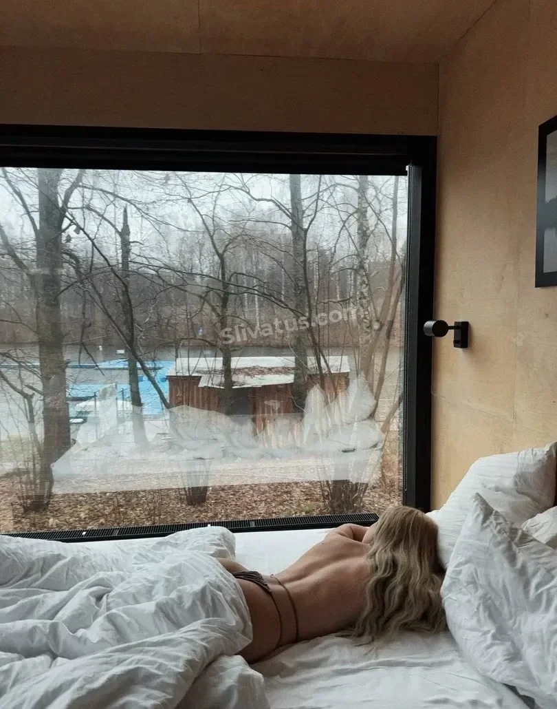 Для взрослых Свежий слив видео тиктокерши Лиза Лпшка (lpshkaa)