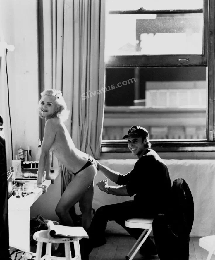 Эксклюзивный Эксклюзивный слив тиктокерши Мадонна