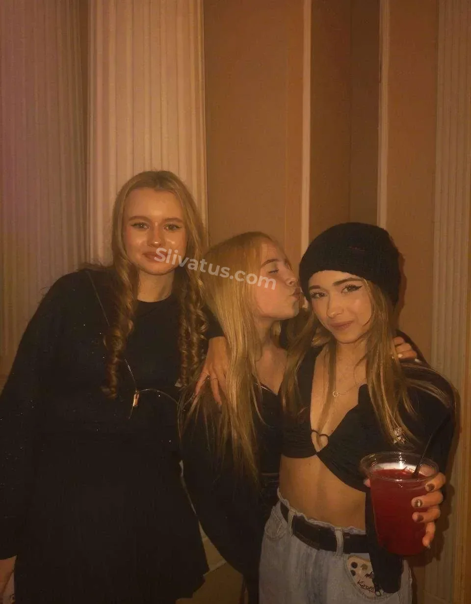 Эксклюзивный Голая тиктокерша Настя ШГШ на фото