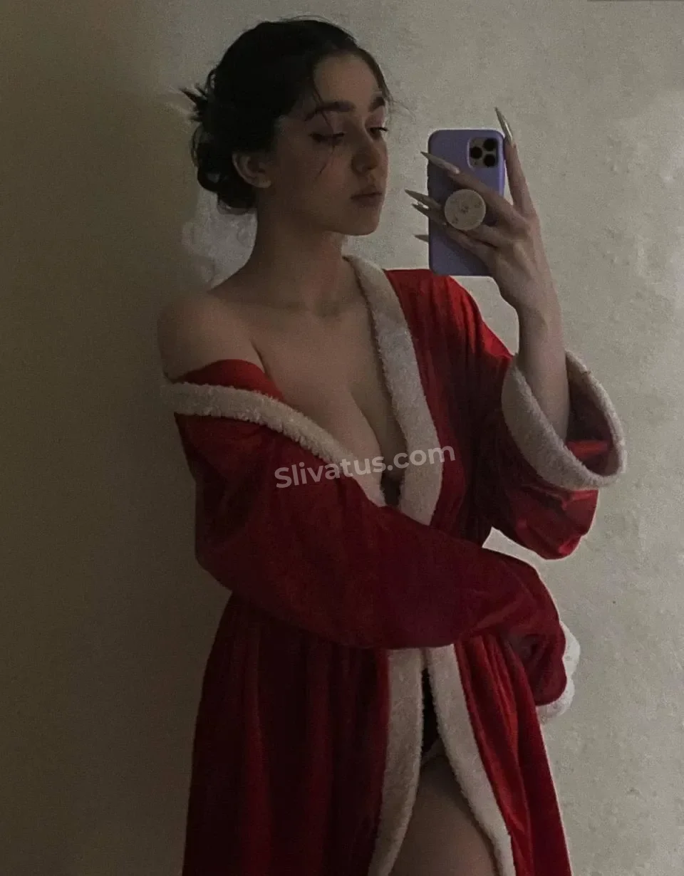 Эксклюзивный Слив интимного фото блогерши Rochersha (Настя Рочерша)