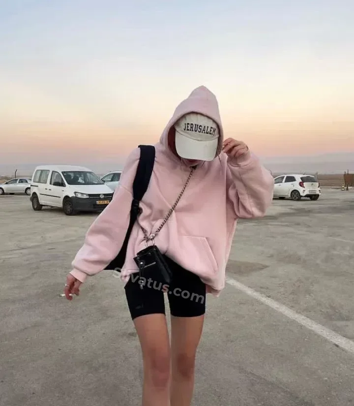 Голая тиктокерша Алина Олешева (Кис-Кис) на фото