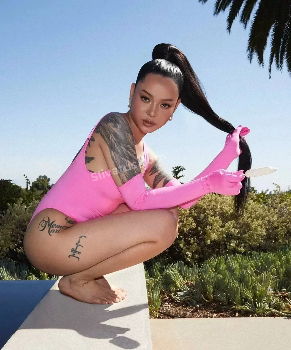 Горячий Белла Порч (Bella Poarch) - голая тиктокерша слив