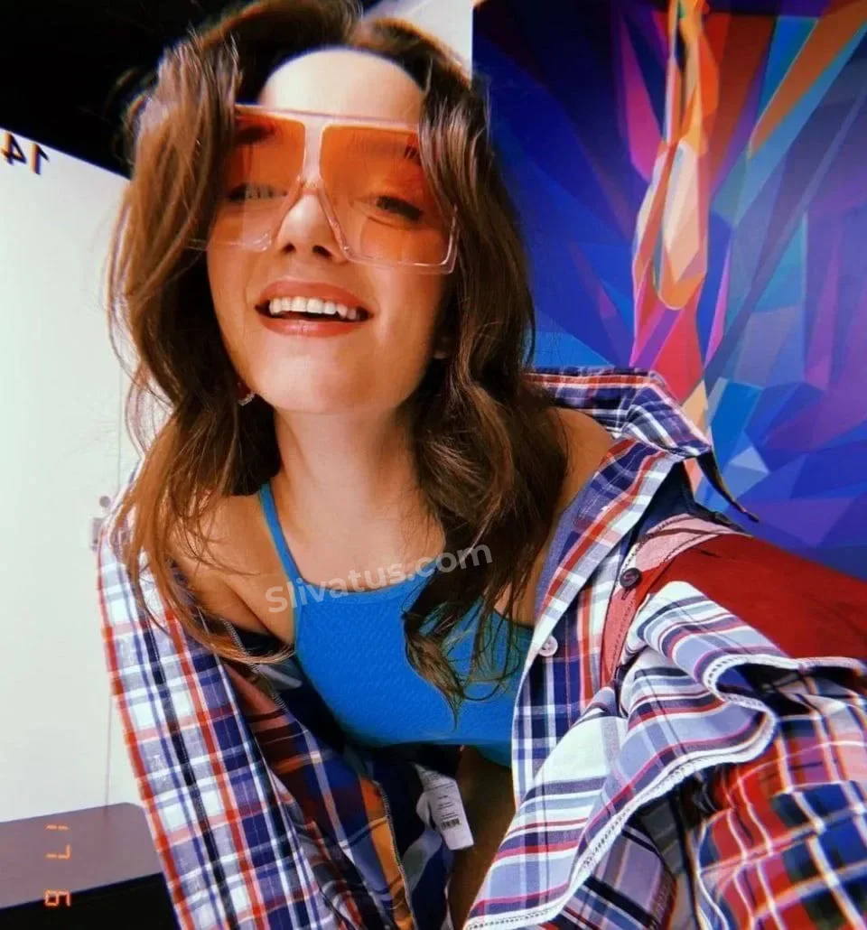 Горячий Эксклюзивный слив тиктокерши Евгения Медведева