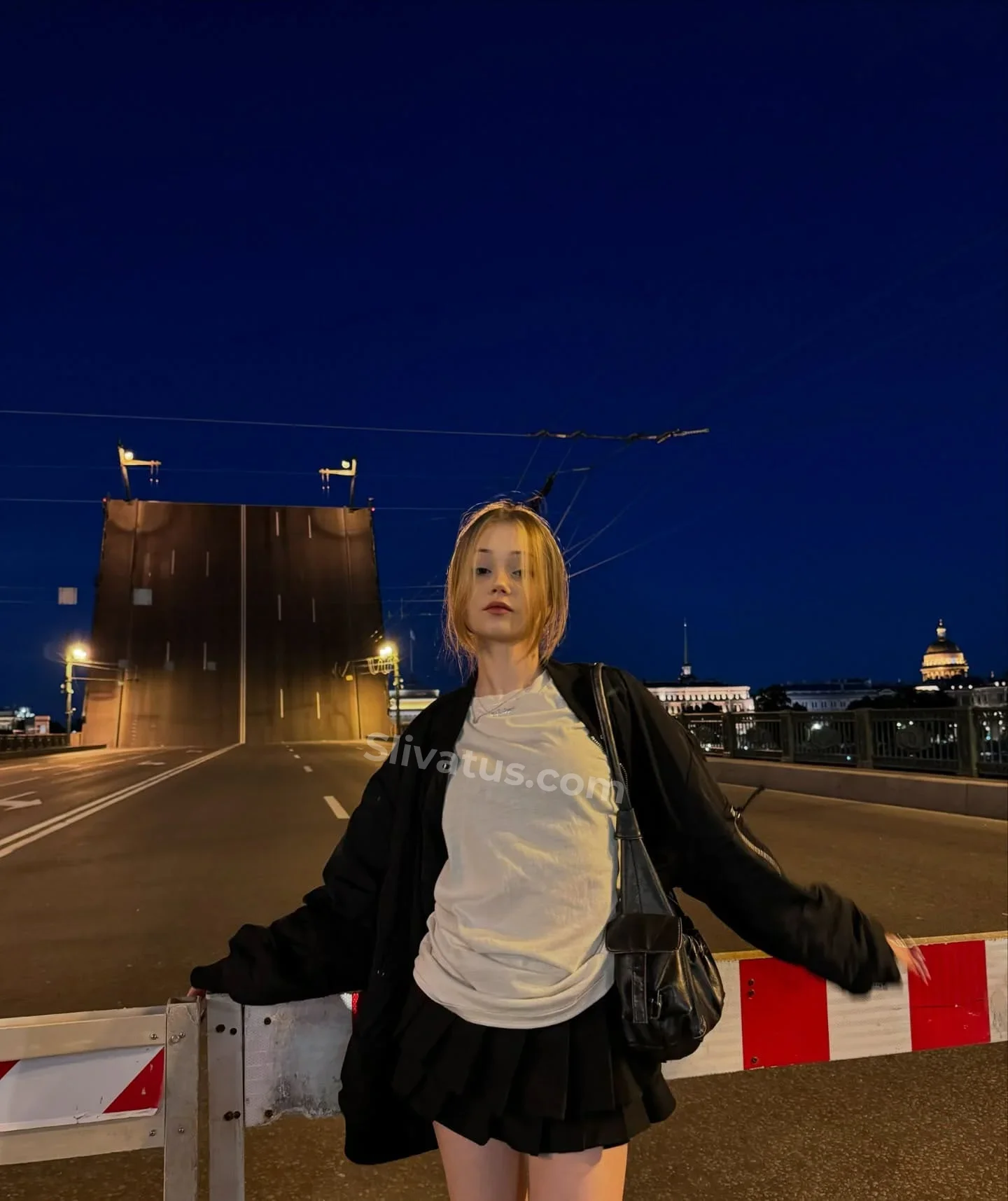 Горячий Эротическое фото тиктокерши Антотка (antotkaa)