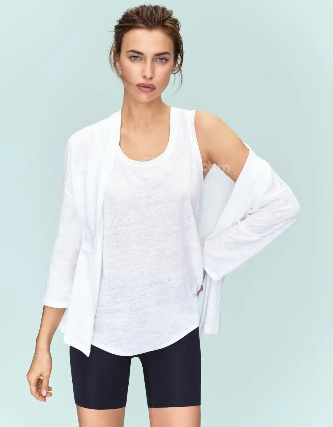 Горячий Фото голой модели Ирина Шейк