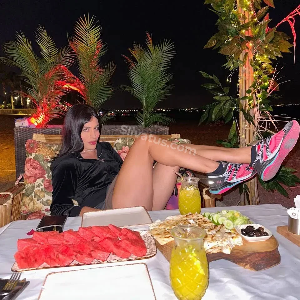 Горячий Хилми Форкс - голая блогерша слив