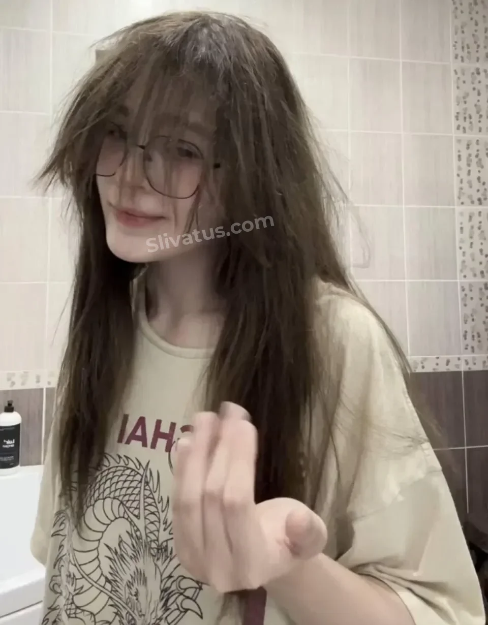 Горячий Обнаженное тело блогерши Агра Киид (Agra Kiiid)