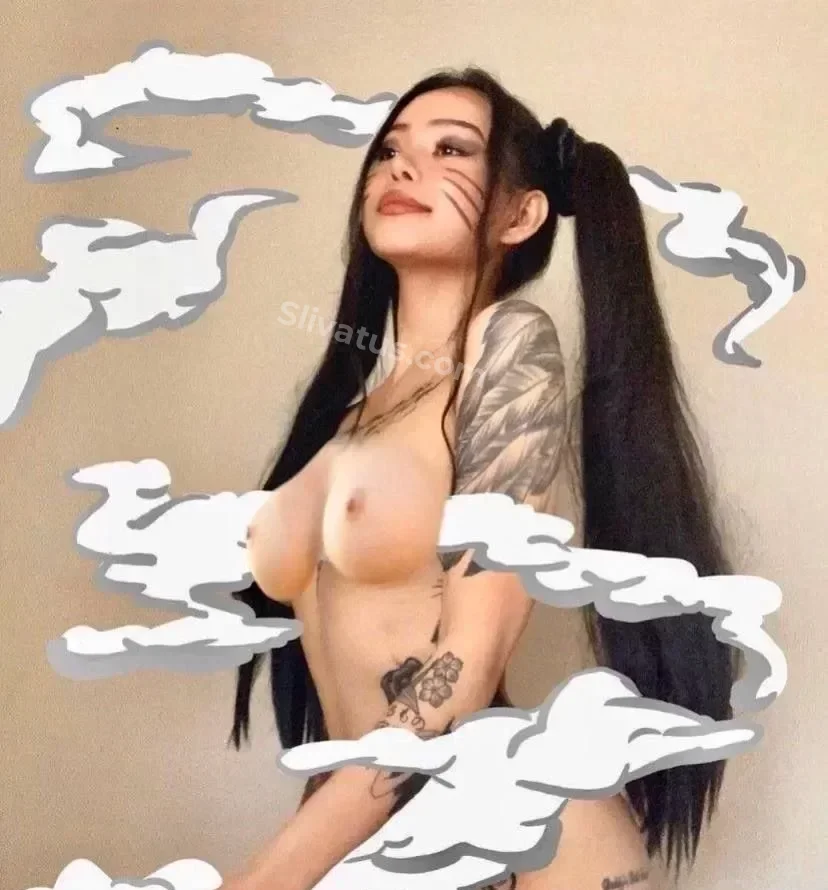 Горячий Обнаженное тело тиктокерши Белла Порч (Bella Poarch)