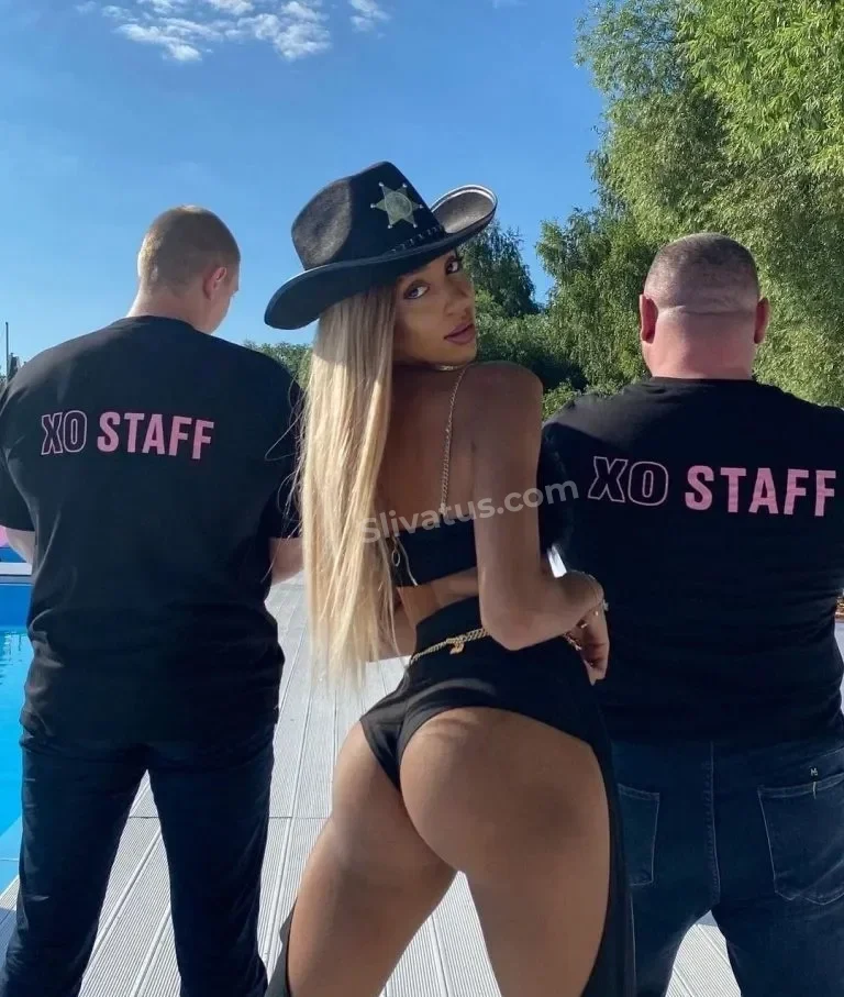 Горячий Порно слив тик токерши Алиша Коне (aalishass)