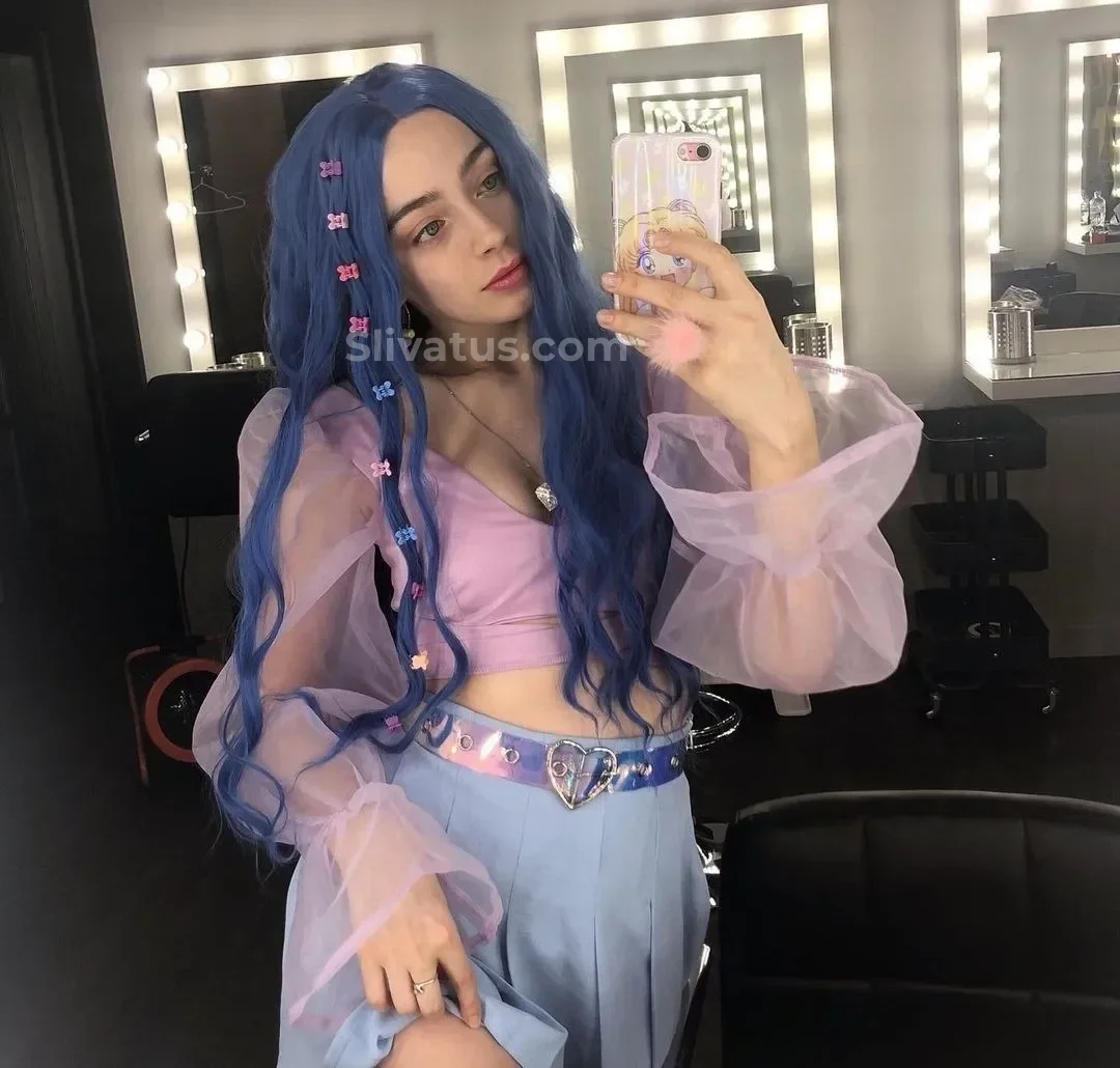 Горячий Приватное фото звезды Мейби Бейби