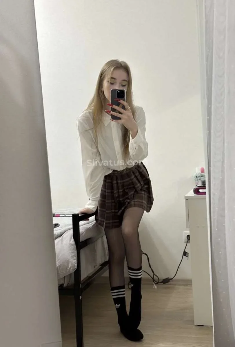 Горячий Слив фото тиктокерши BLOOMUS (yglichh)