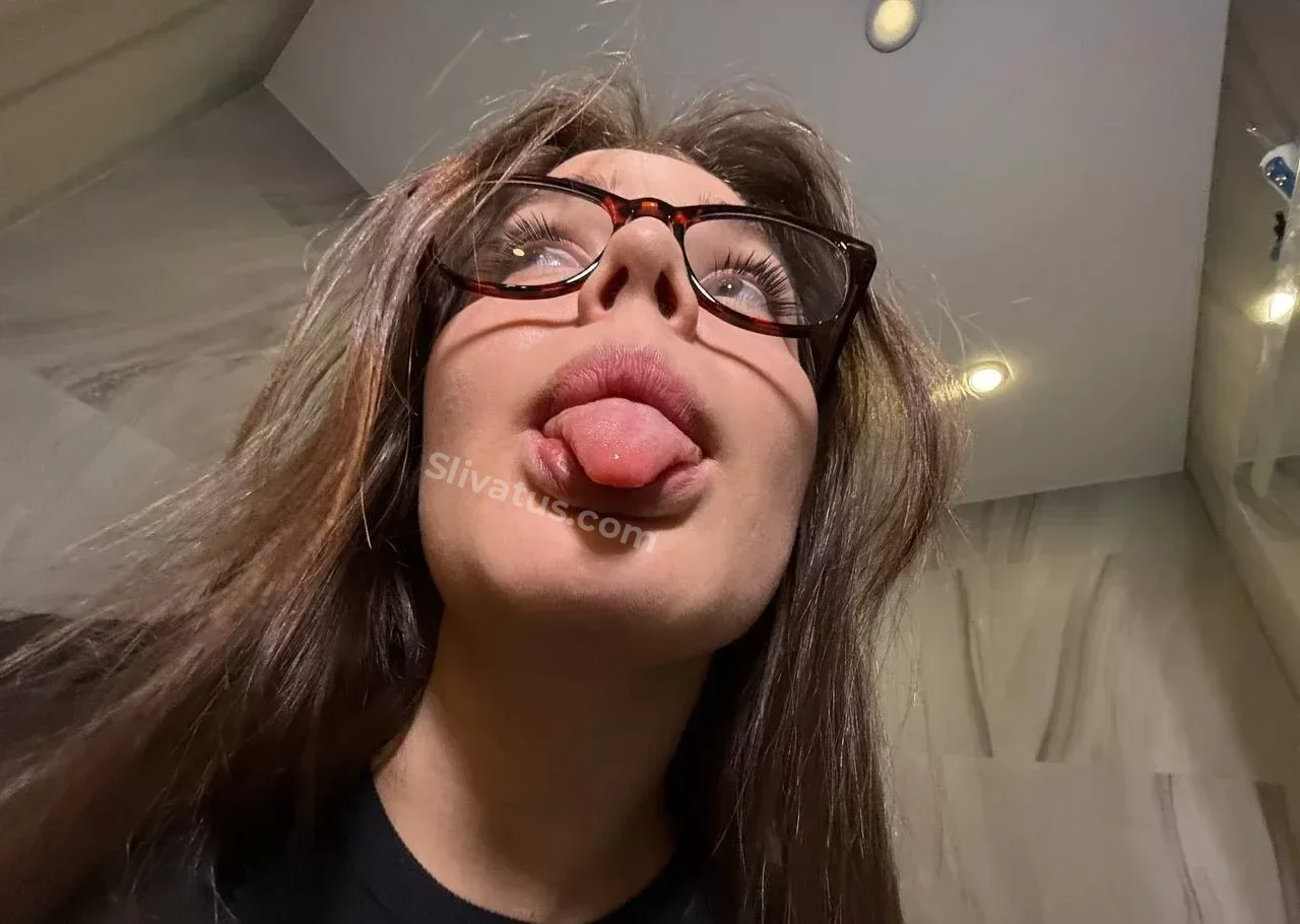 Горячий Слив голой тик токерши Настя Манастя (Manastya)