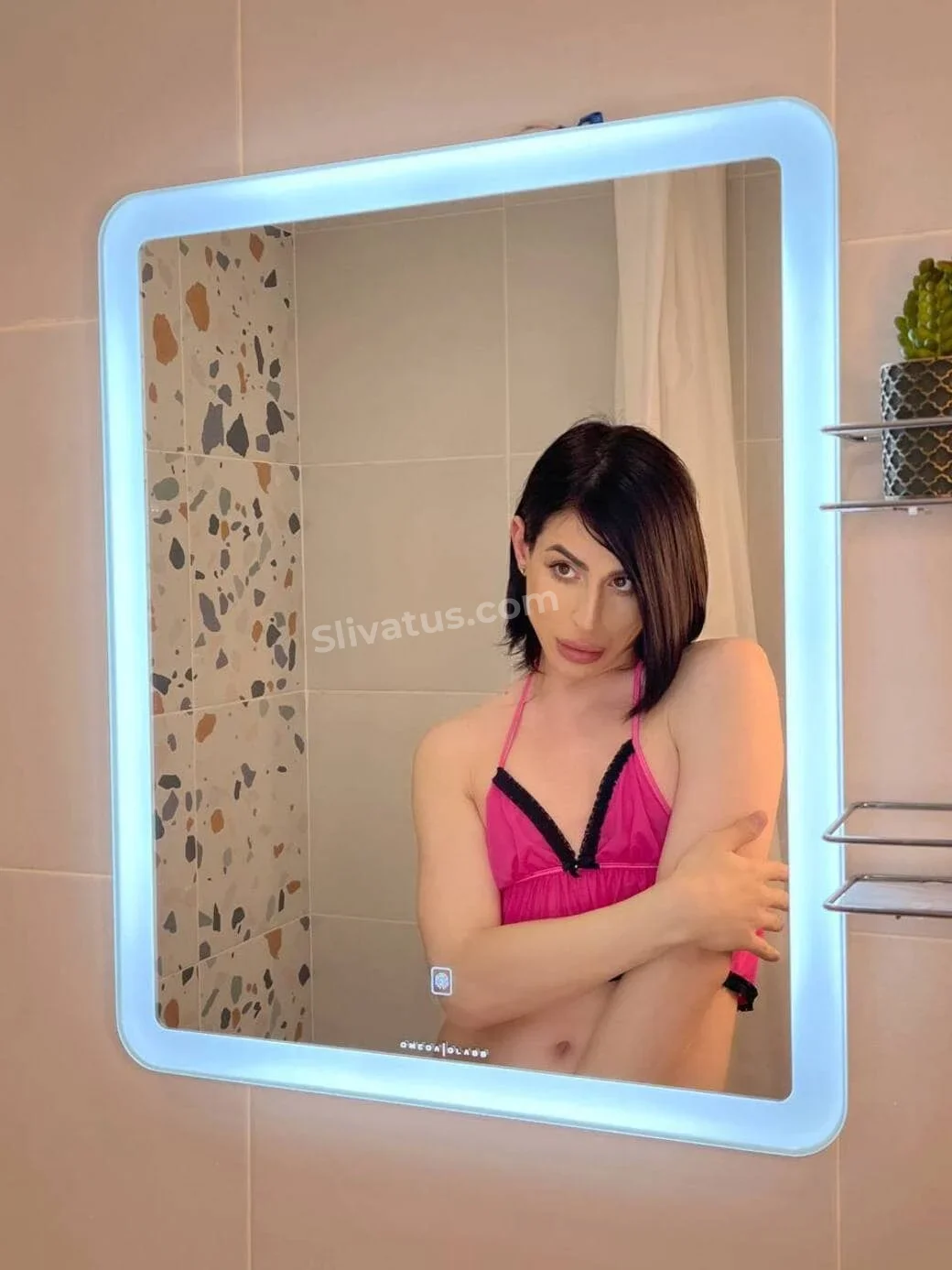 Горячий Слив интимного фото блогерши Хилми Форкс