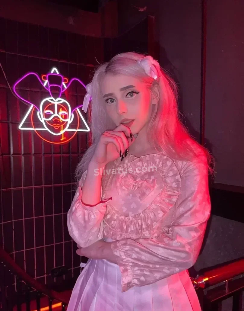 Горячий Слив интимного фото тиктокерши Света Солар (svetasollar)