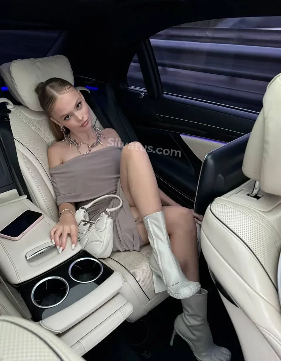 Горячий Слив русских блогерш Милана Стар (Milana Star)