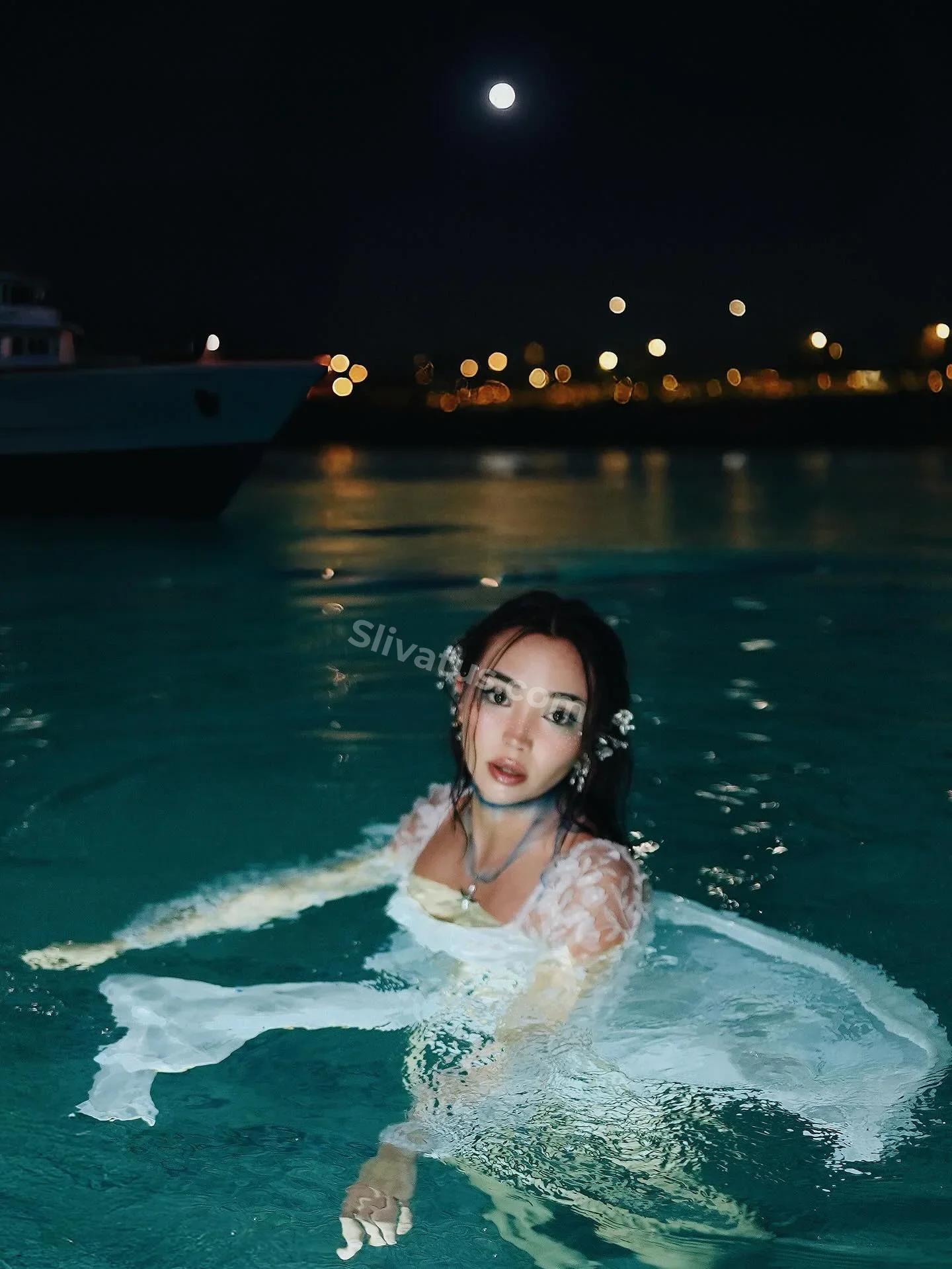 HD Эротическое фото тиктокерши Дарикорн