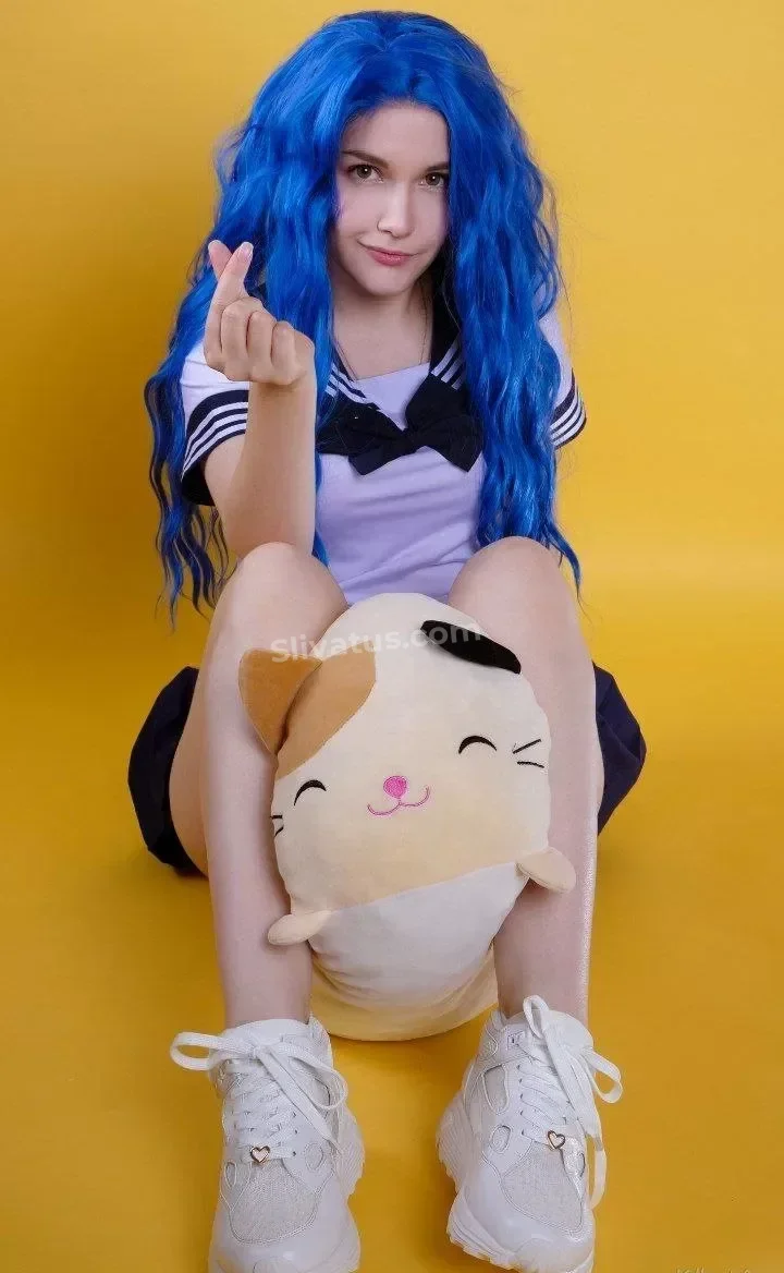 HD Голая тиктокерша KittyKlaw на фото