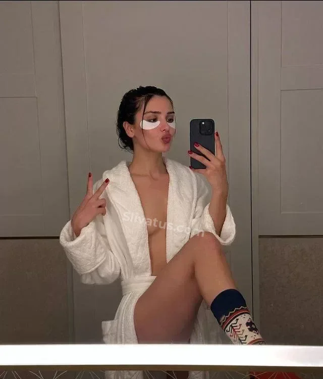 HD Приватное фото тиктокерши Дина Саева (senoritasaeva)