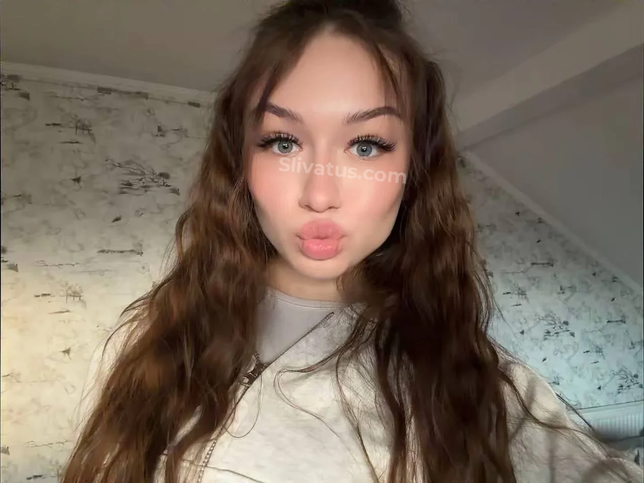 HD Свежий слив видео тиктокерши vikstimm