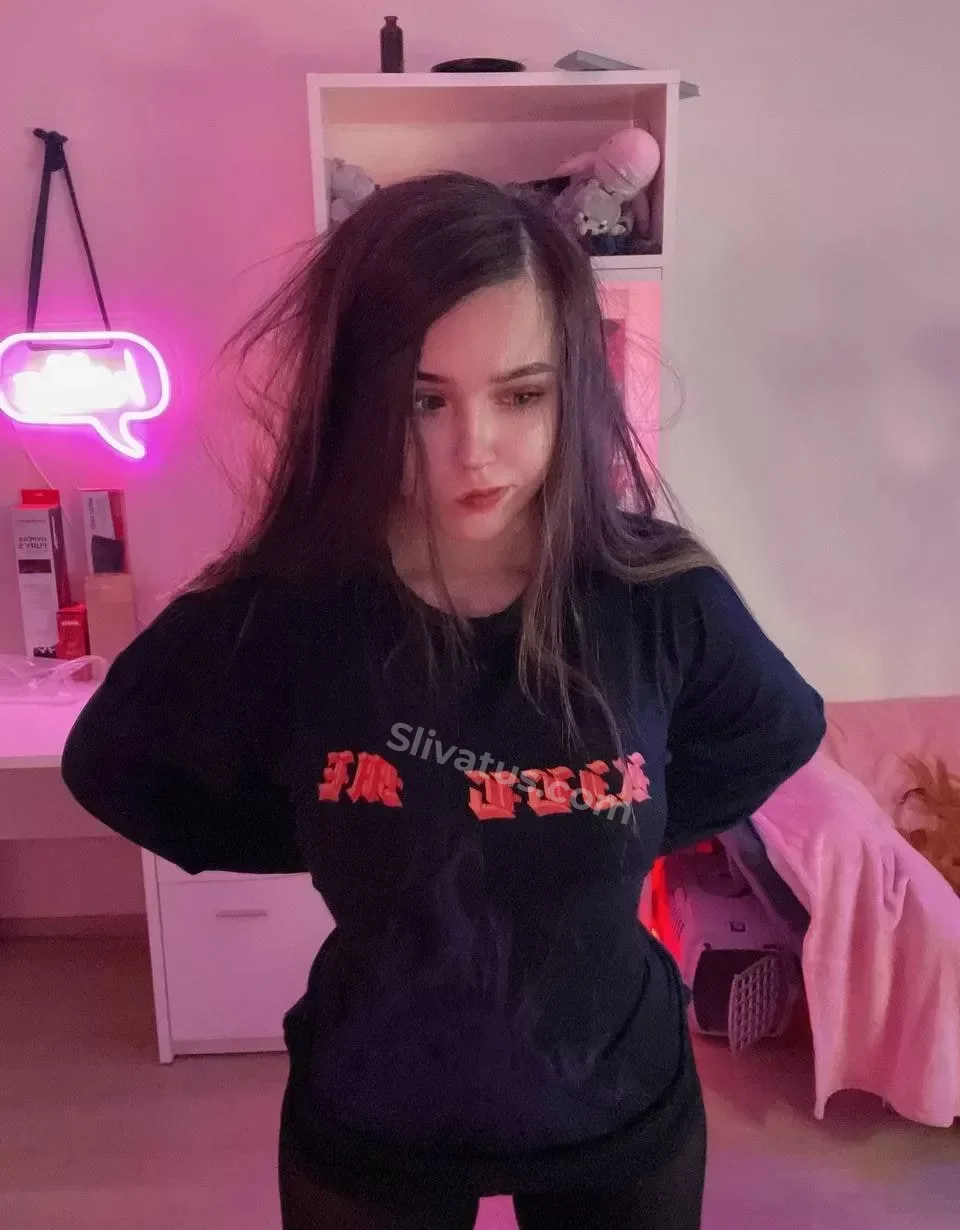 Интимный Эротическое фото тиктокерши Yuuechka (Юечка)