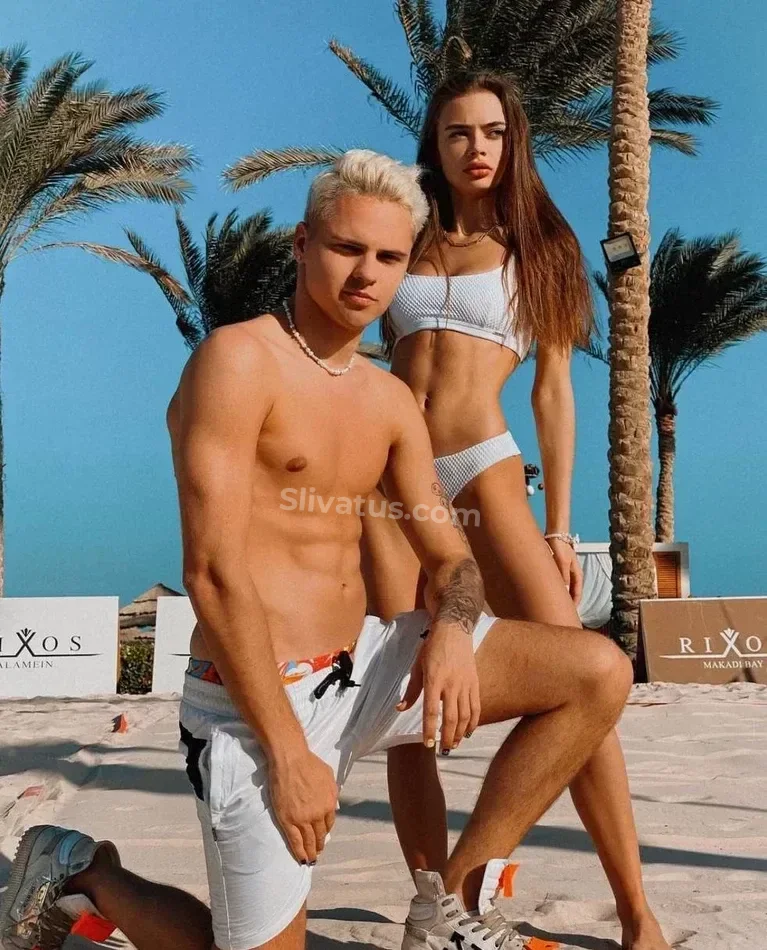 Интимный Фото голой тик токерши Аня Ишук (anyaischuk)