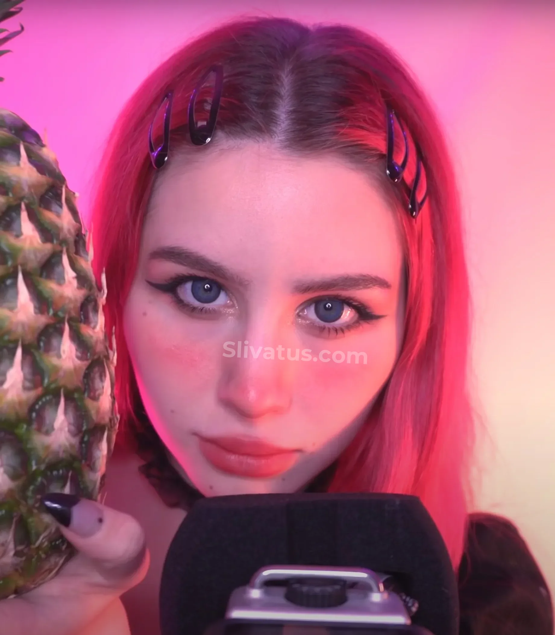 Malina ASMR (malinavag1na)