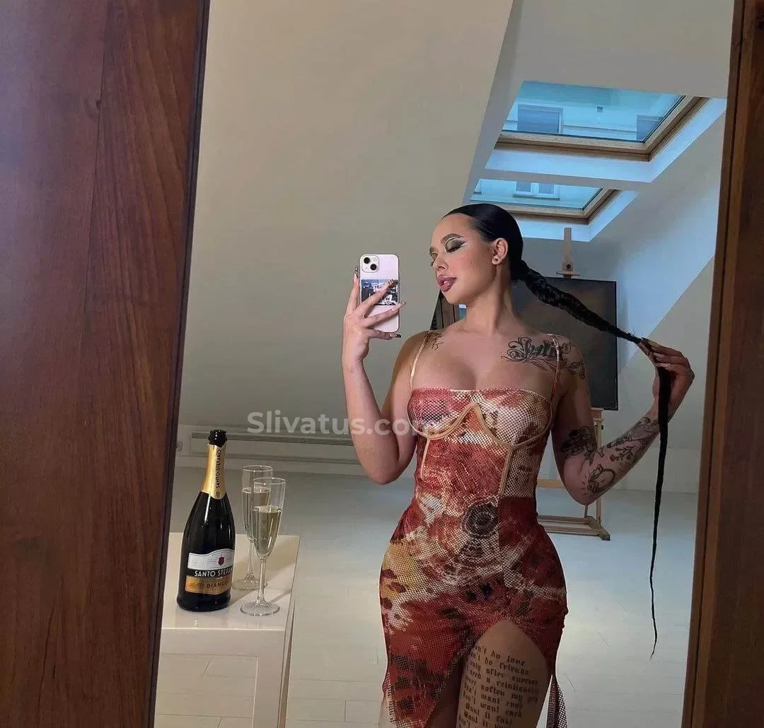 Интимный Горячее фото тиктокерши Инстасамка (instasamka)