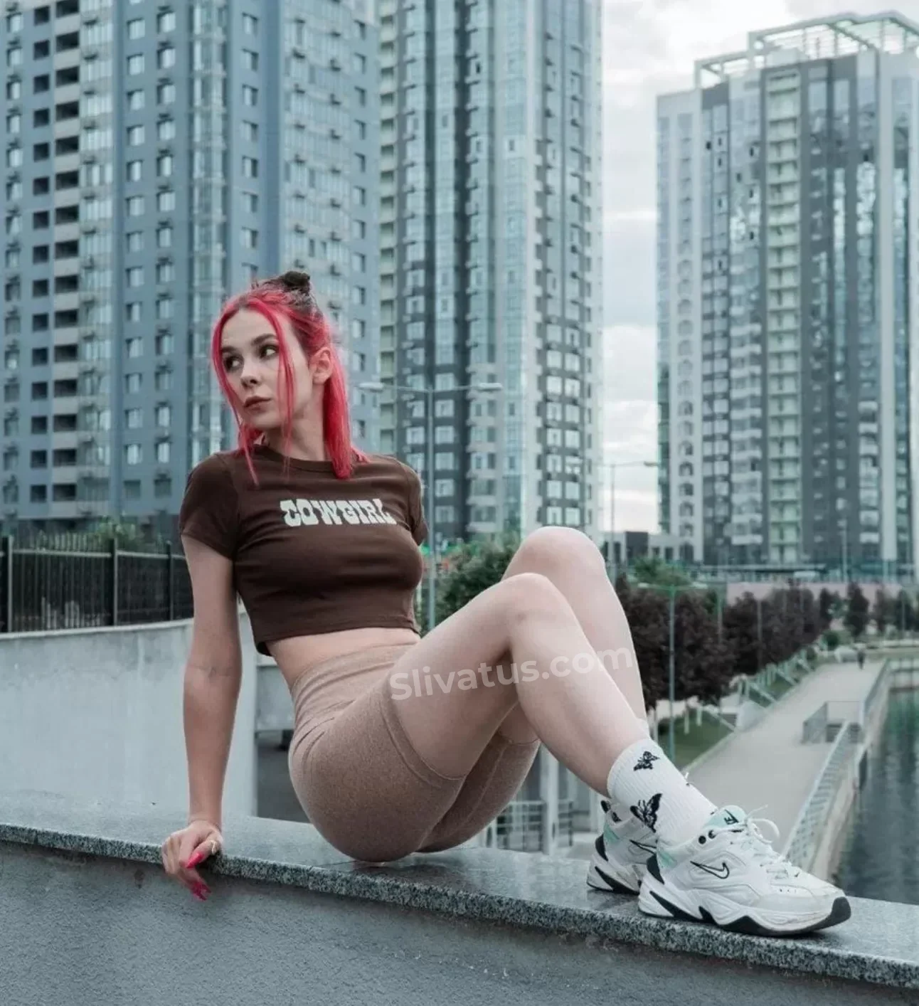 Интимный Порно слив блогерши Di Rubens